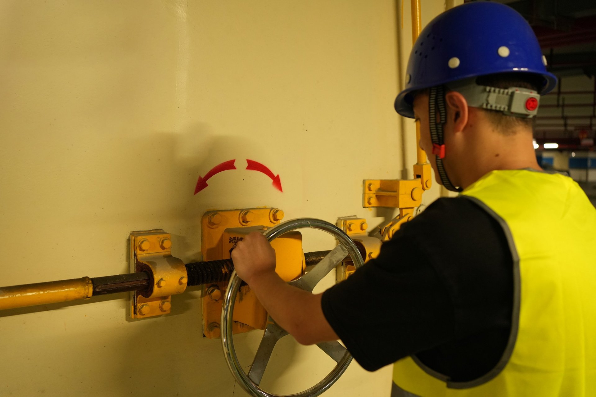 Professional fire door inspection engineer at work